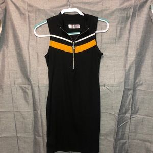 NOBO Slim Fitted Mock Neck Half Zip Dress (SIZE MEDIUM (7-9))